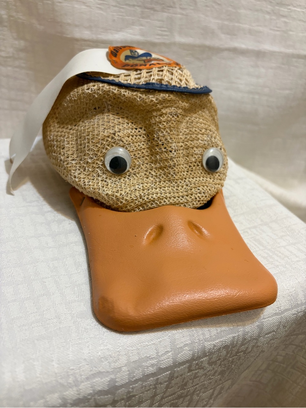 RARE Vintage 1950s Walt Disney Productions Donald Duck Straw Hat w/ Beak &tag
